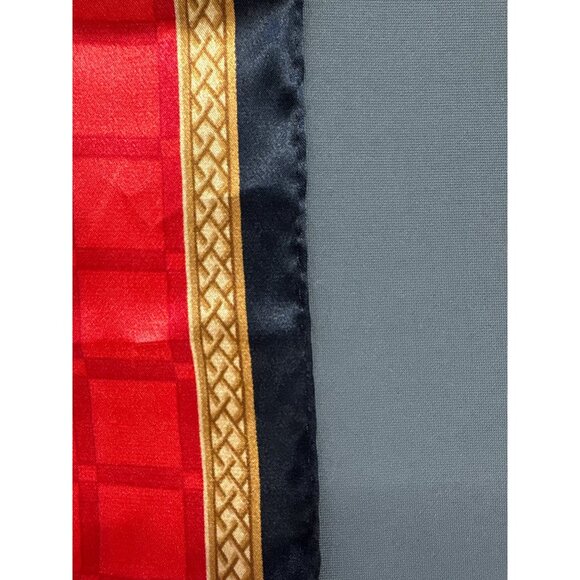 Vintage Liz Claiborne Red Blue Plaid Polyester Scarf With Black Gold Trim Headwe - Picture 5 of 5